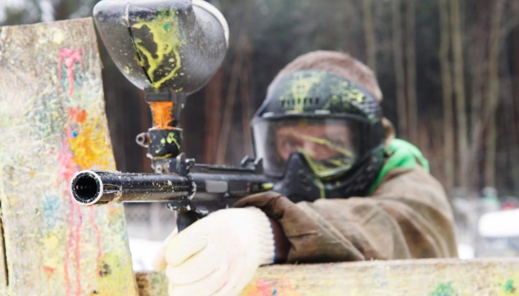 Paintball extreme sport game player